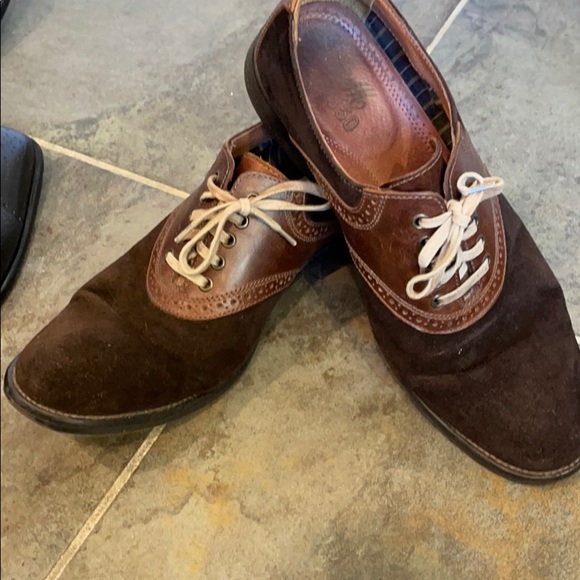 Johnston & Murphy - Picture 3 of 5